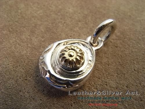 k18ゴールド張り 太陽モチーフ　ペンダントトップ　アポロコンチョ　イーグル