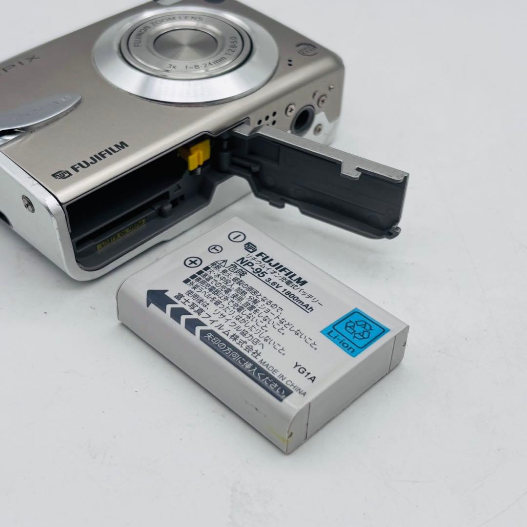 ★【動作確認済み】FUJIFILM FinePix F30