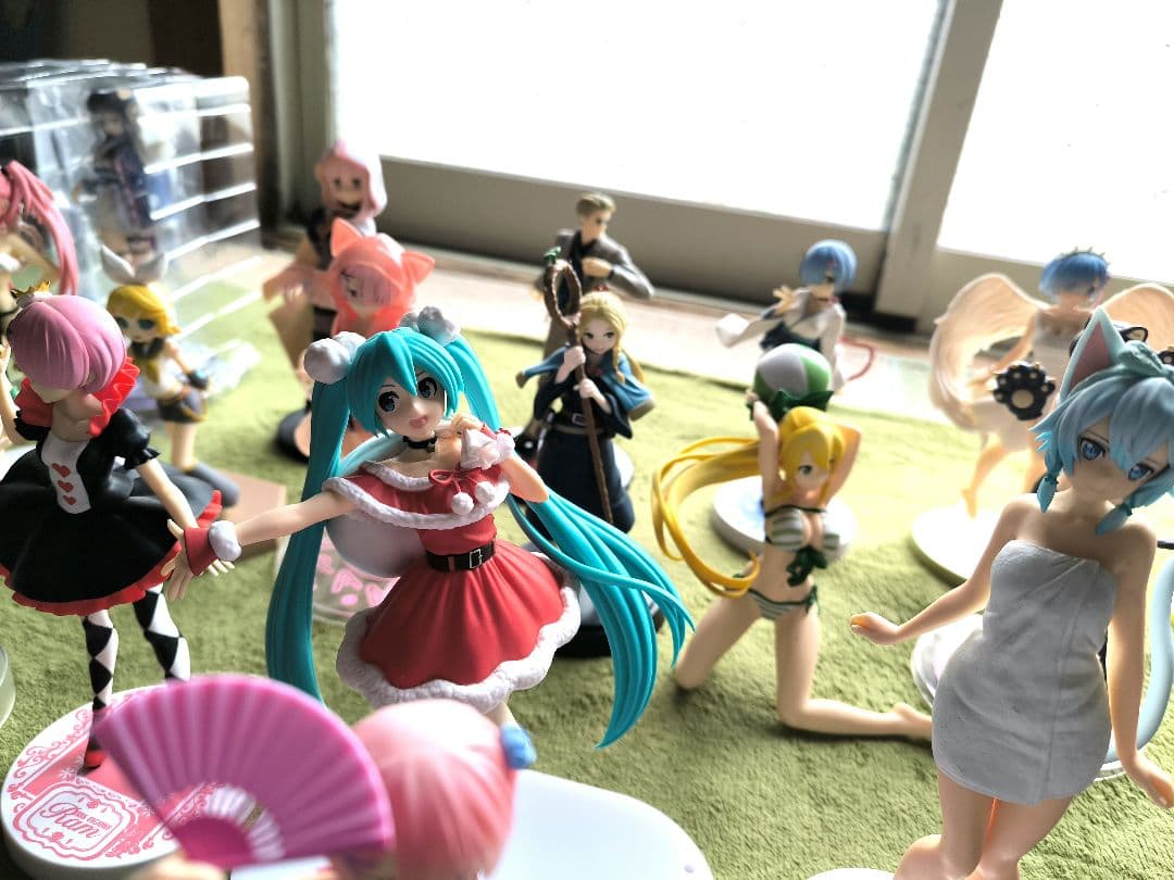 美少女フィギュア 40個 まとめ売りプライズ品 リゼロ 初音ミク