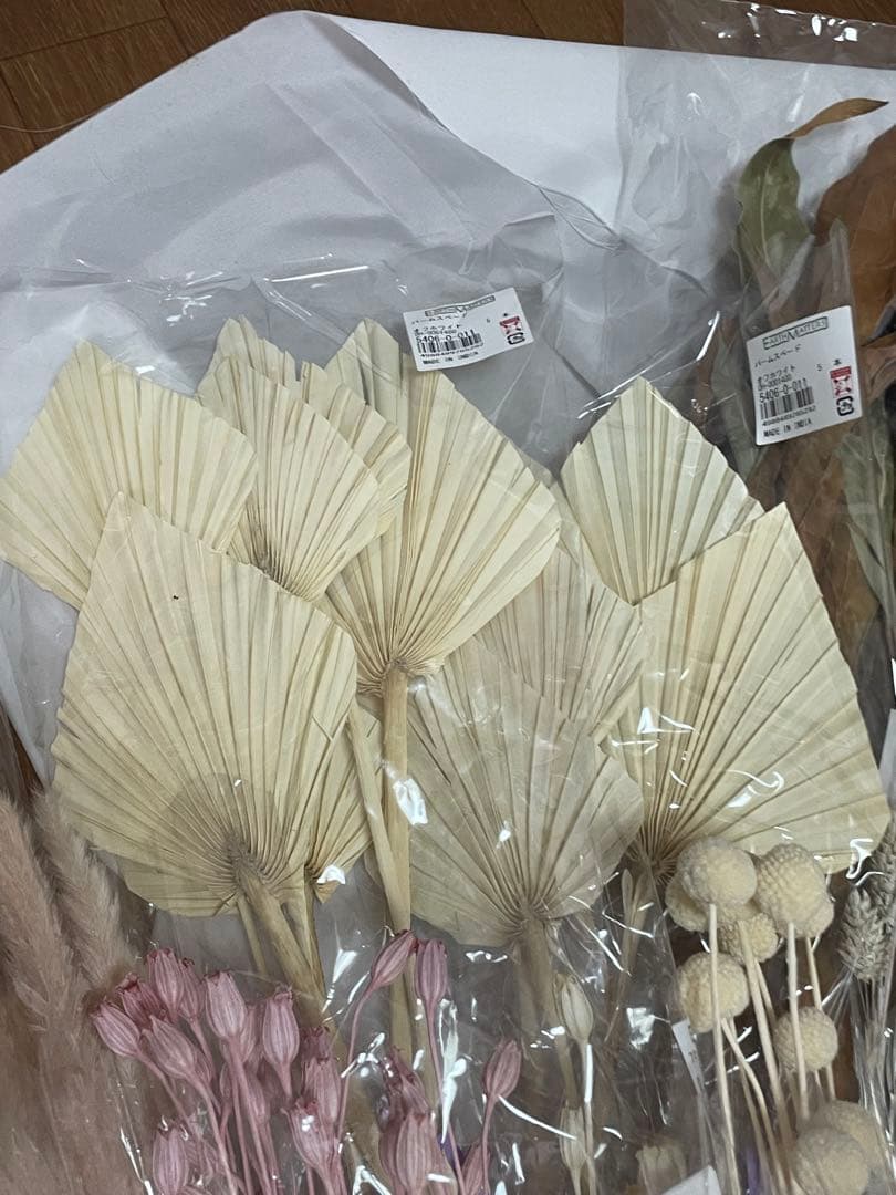 プリザーブドフラワー　花材ドライフラワーアレンジメント