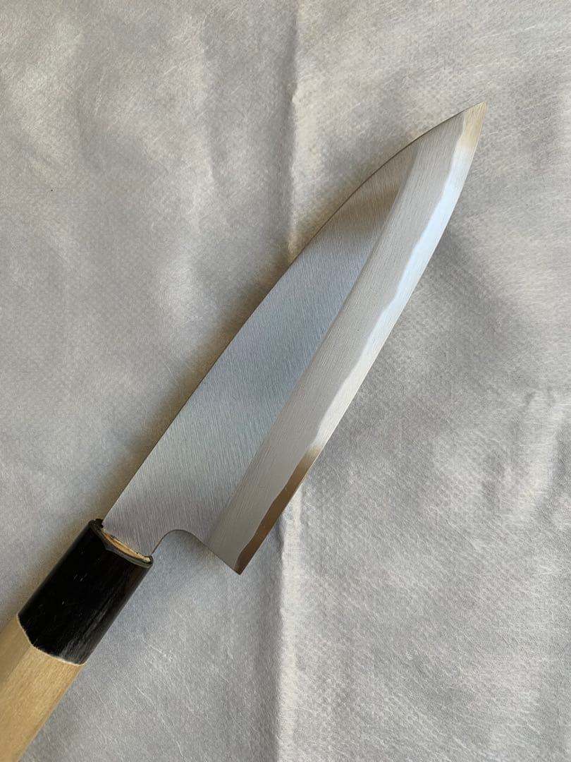 身卸 出刃 包丁　水牛角柄