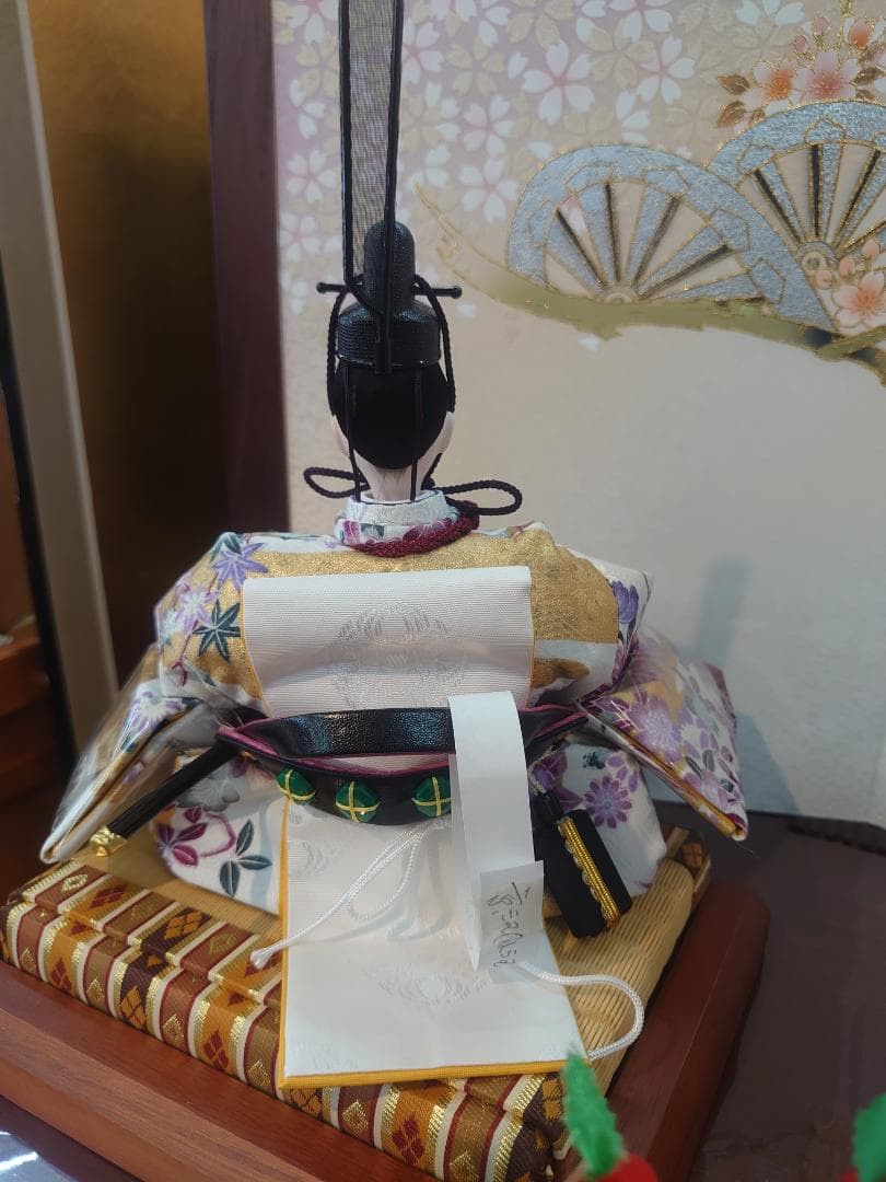 ●新品●収納式おひなさまフルセット●　金彩牡丹柄衣装飾り　和紙電気付き雪洞