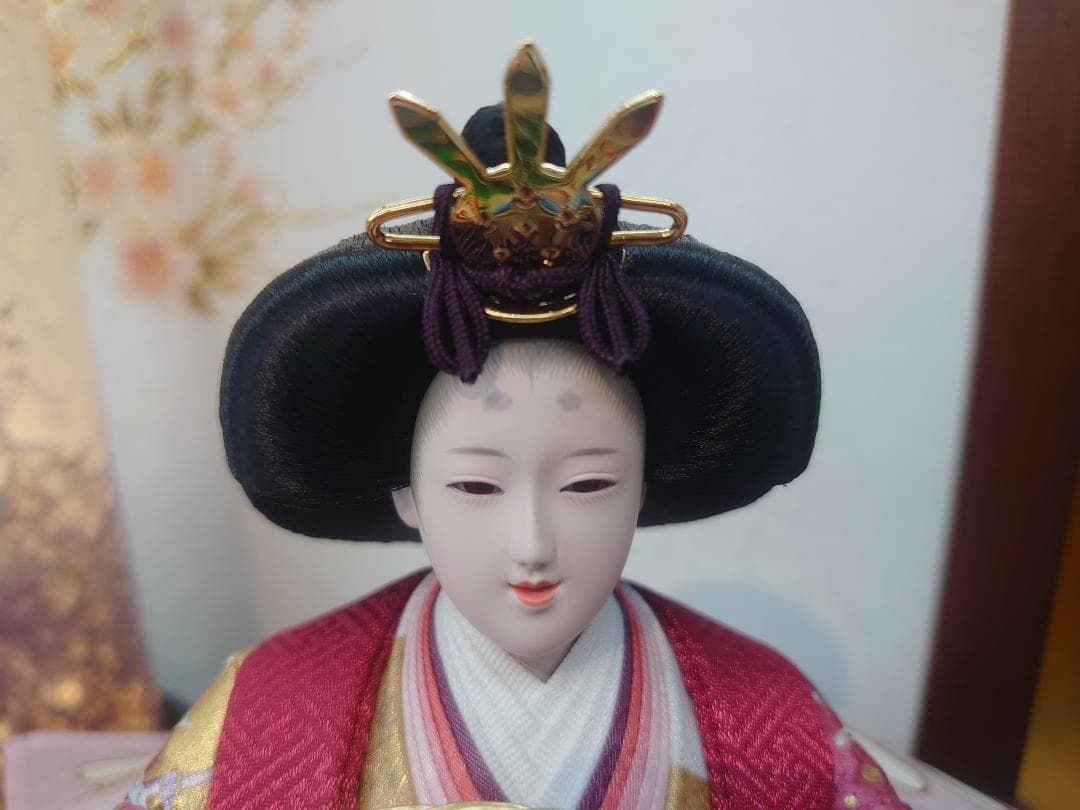 ●新品●収納式おひなさまフルセット●　金彩牡丹柄衣装飾り　和紙電気付き雪洞