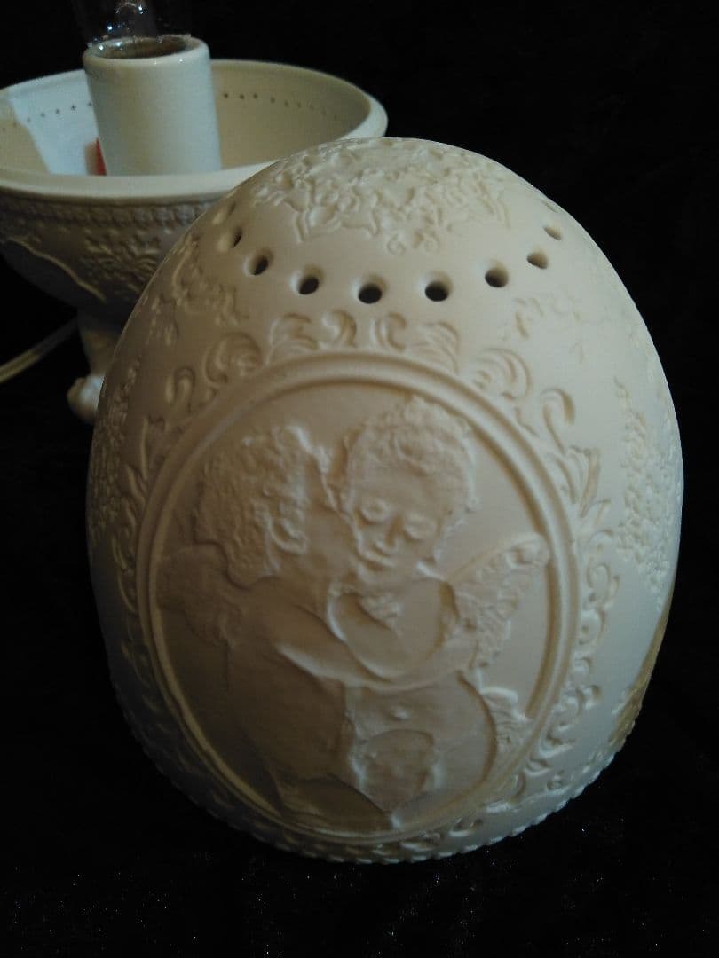 アンティーク風磁器ライトエッグ卵ランプエンジェルクリスマス