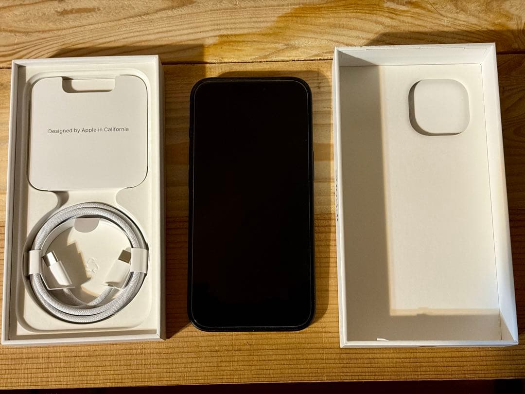 【美品】iPhone 15 256GB SIMフリー　バッテリー91%