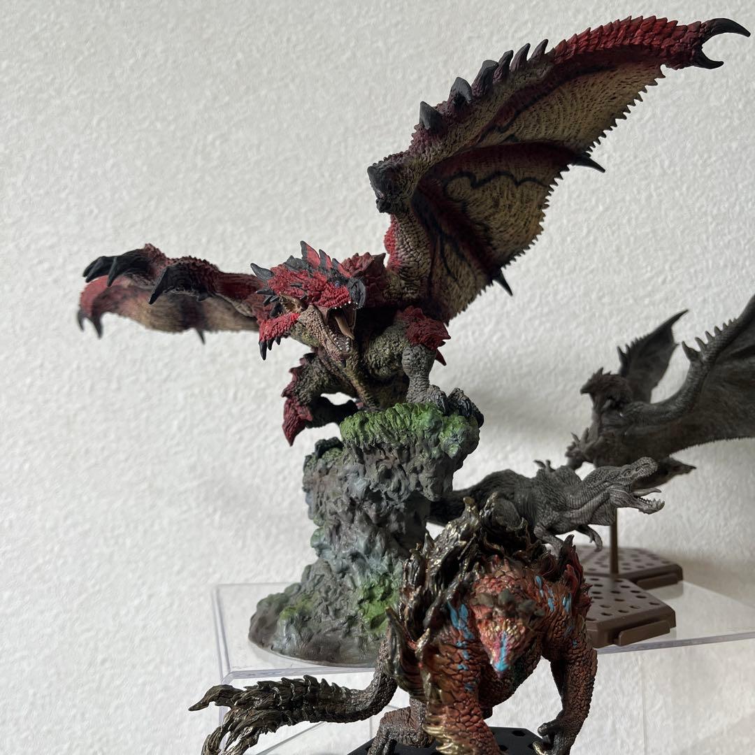モンスターハンター モンハン クリエイターズモデル リオレウス フィギュア