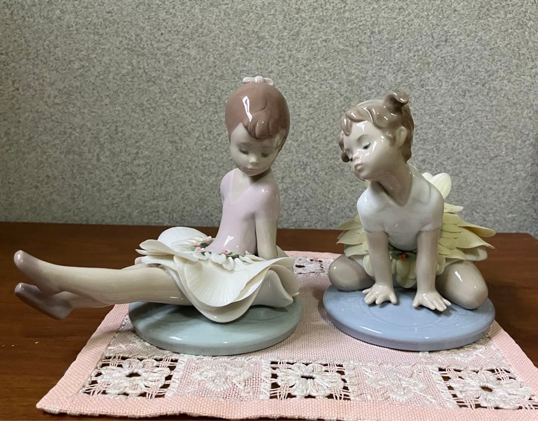 ★VV★ リヤドロ　バレエ　女の子2体　少女　子供　お花のスカート