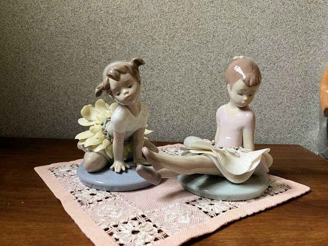 ★VV★ リヤドロ　バレエ　女の子2体　少女　子供　お花のスカート