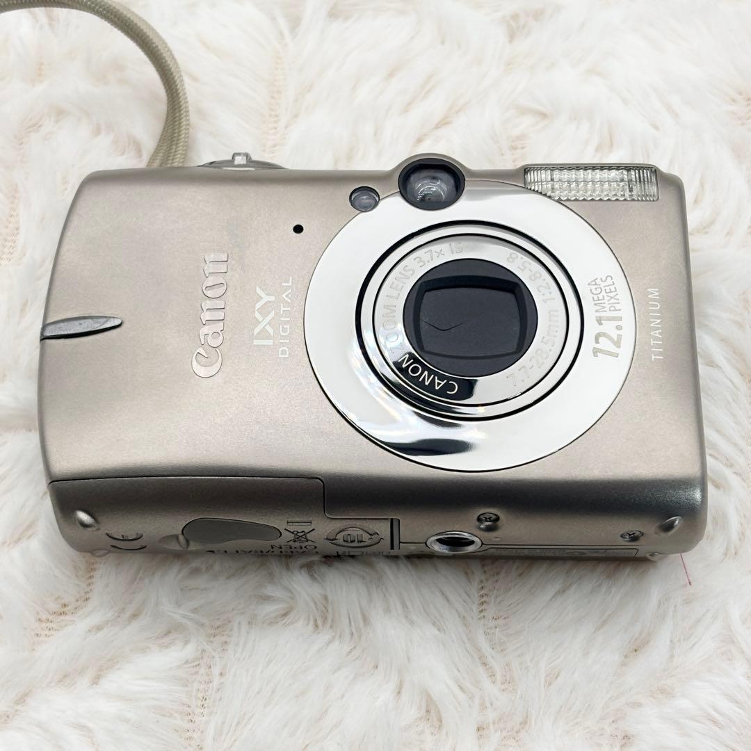Canon IXY DIGITAL 2000 IS シルバー