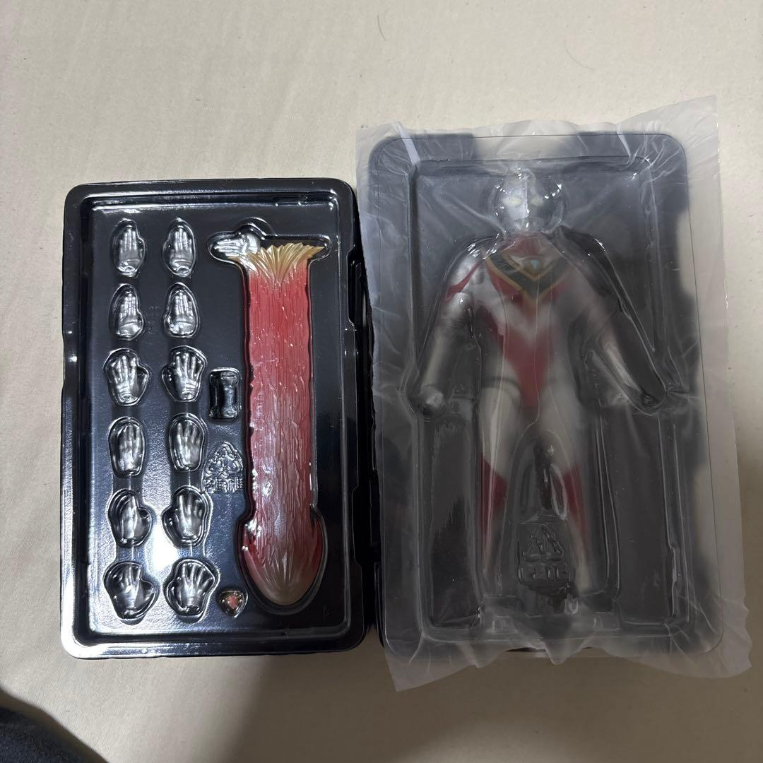 真骨彫製法　ウルトラマンガイアV2
