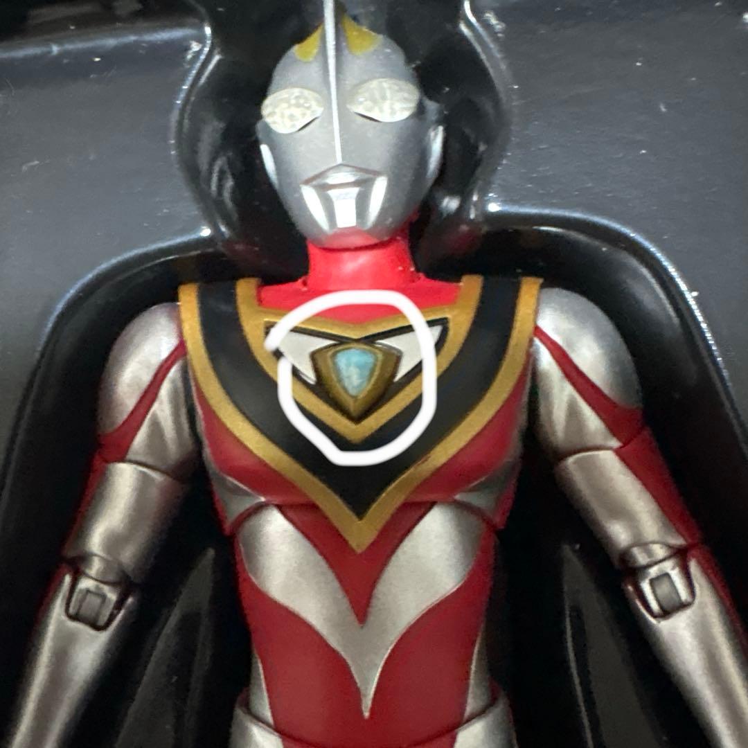 真骨彫製法　ウルトラマンガイアV2