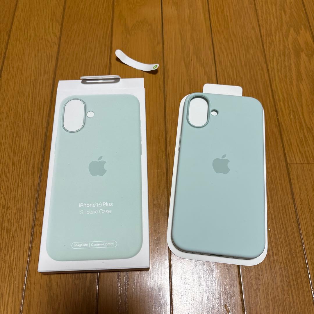 【新品、開封のみ】iPhone 16 Plus シリコンケース ミントグリーン