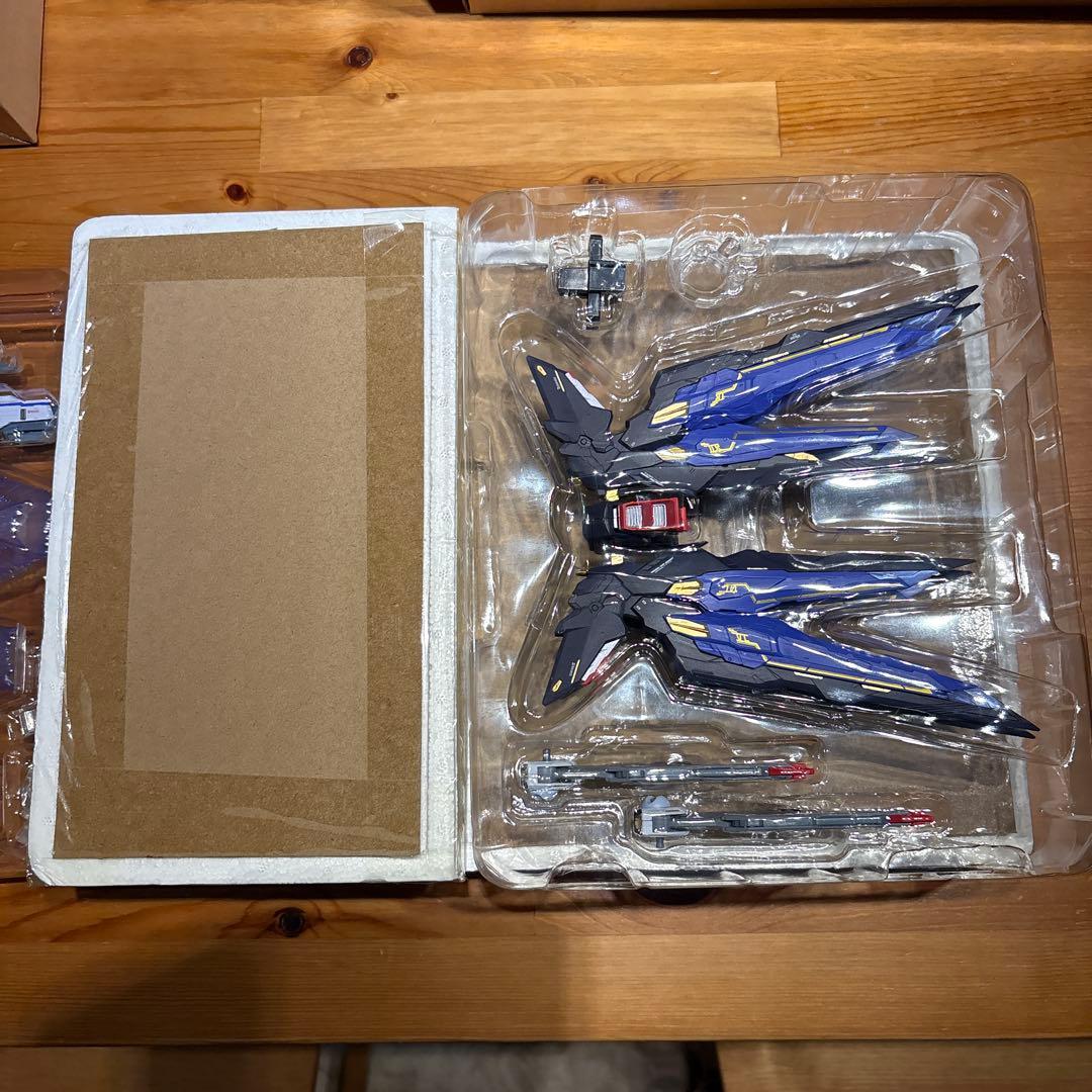 メタルビルド　ストライクフリーダムガンダム&光の翼オプションセット