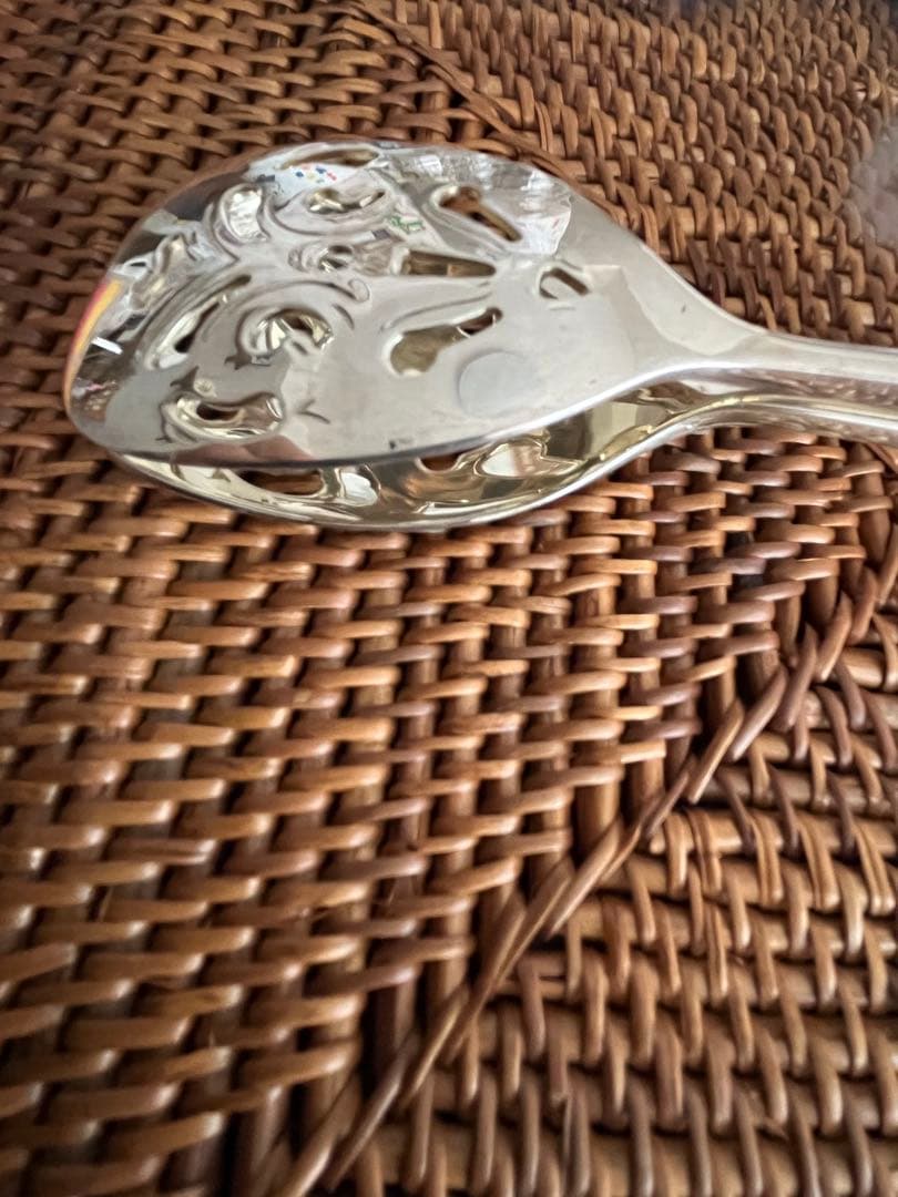 りりこ　クリストフル　ペストリートング　パティスリー　ケーキトング