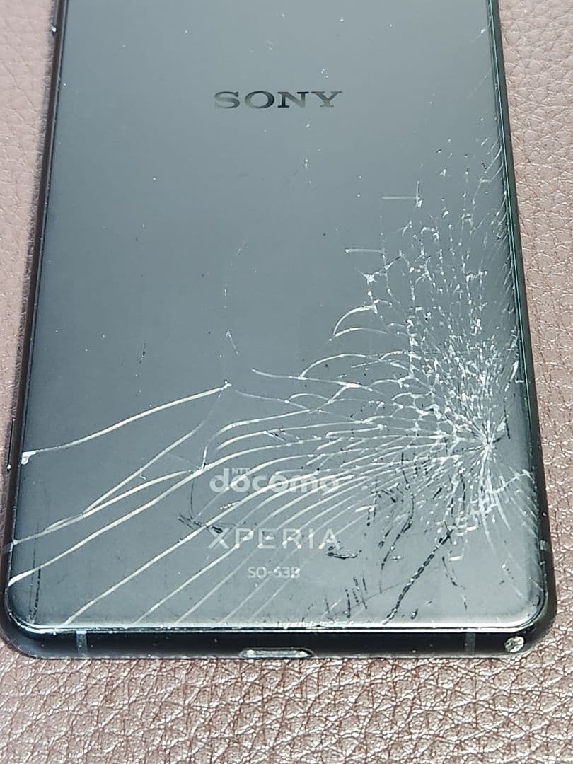 Xperia 5 III SO-53A ブラック　SIMフリー　背面割れ