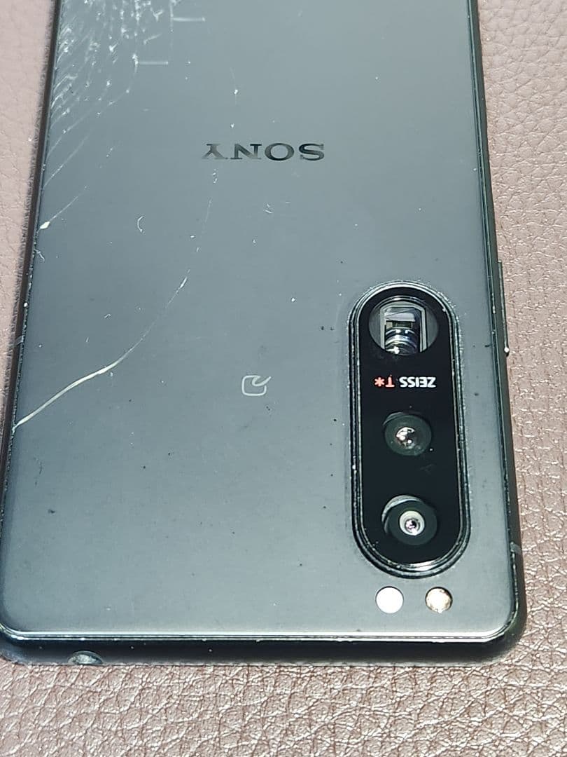 Xperia 5 III SO-53A ブラック　SIMフリー　背面割れ