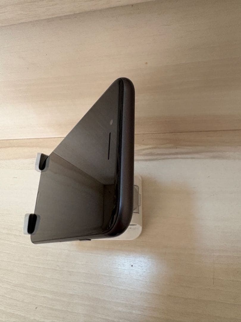 Apple iPhone 8 ブラック64GB（SIMフリー）