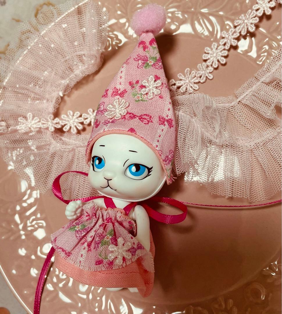 カプセルドール♡猫♡ピンクのアウトフィット