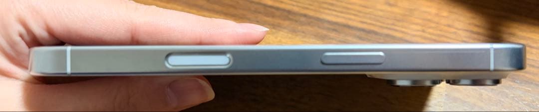 Apple iPhone 16Pro ホワイトチタニウム　128G