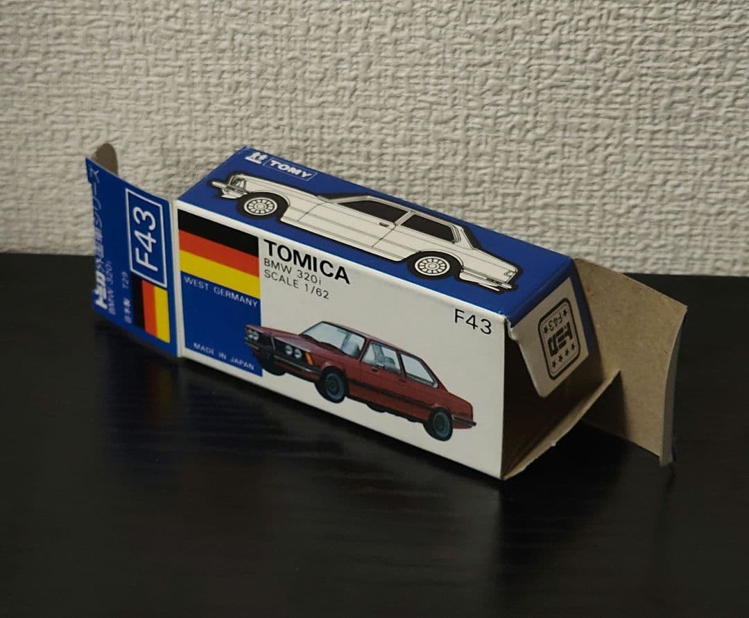 TOMICA　トミカ　　320i　緑色　箱付き