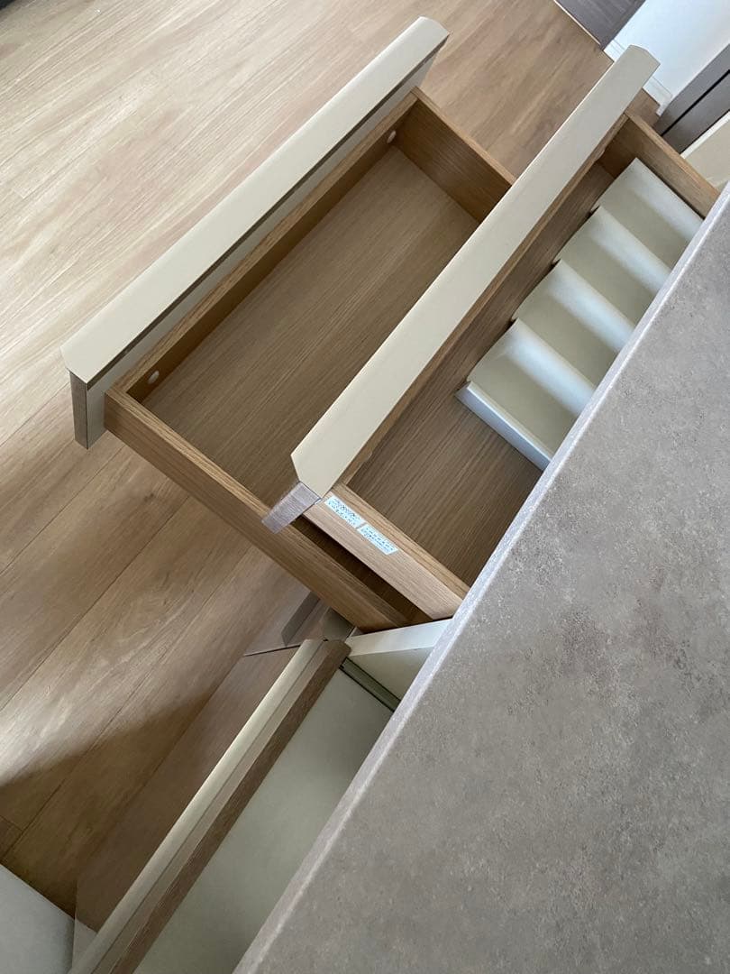 【お値下げしました！8/23まで出品予定】パモウナ 140 食器棚