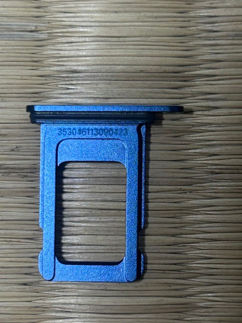 ジャンク機種名···iPhone 12