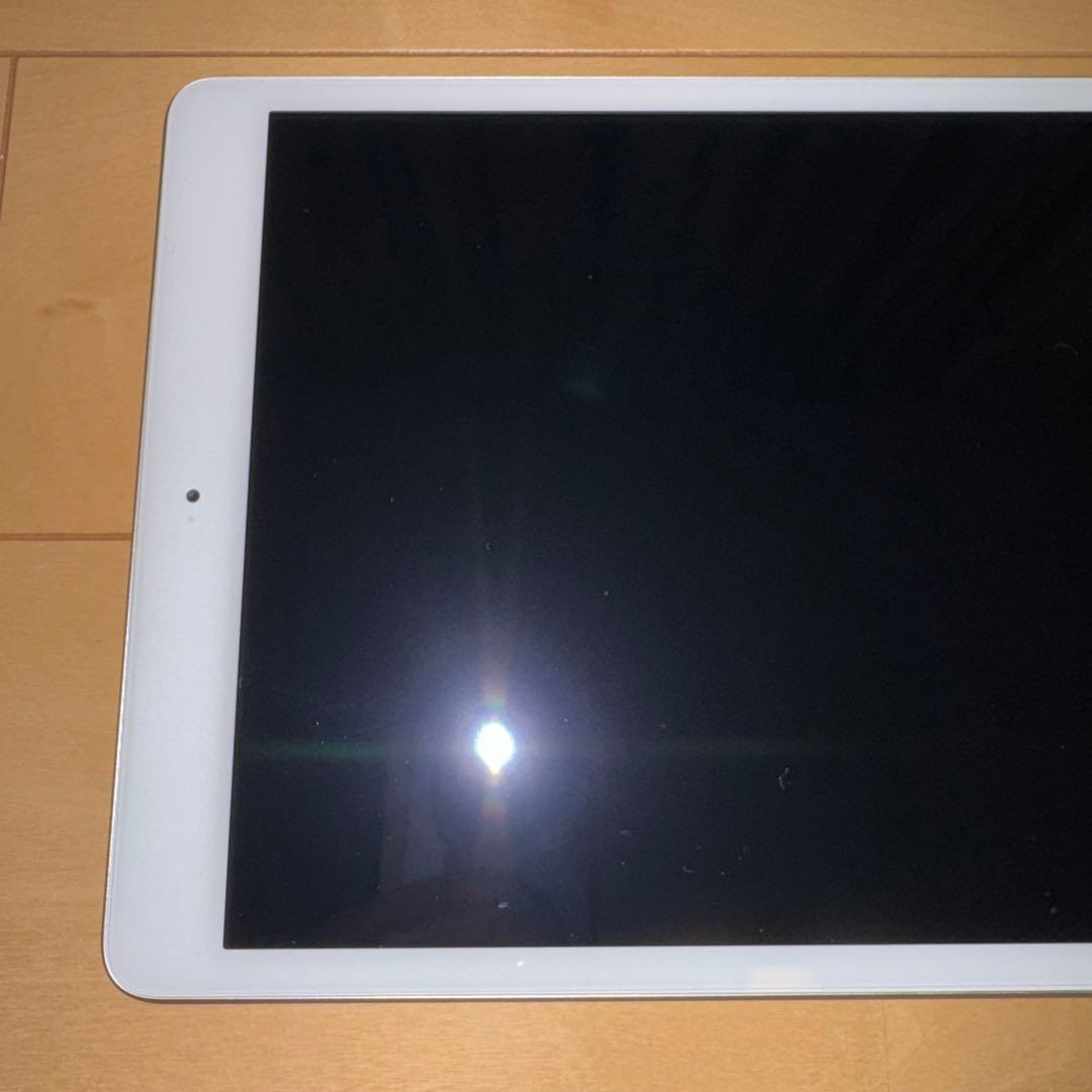 Apple iPad (第8世代) シルバー　32GB