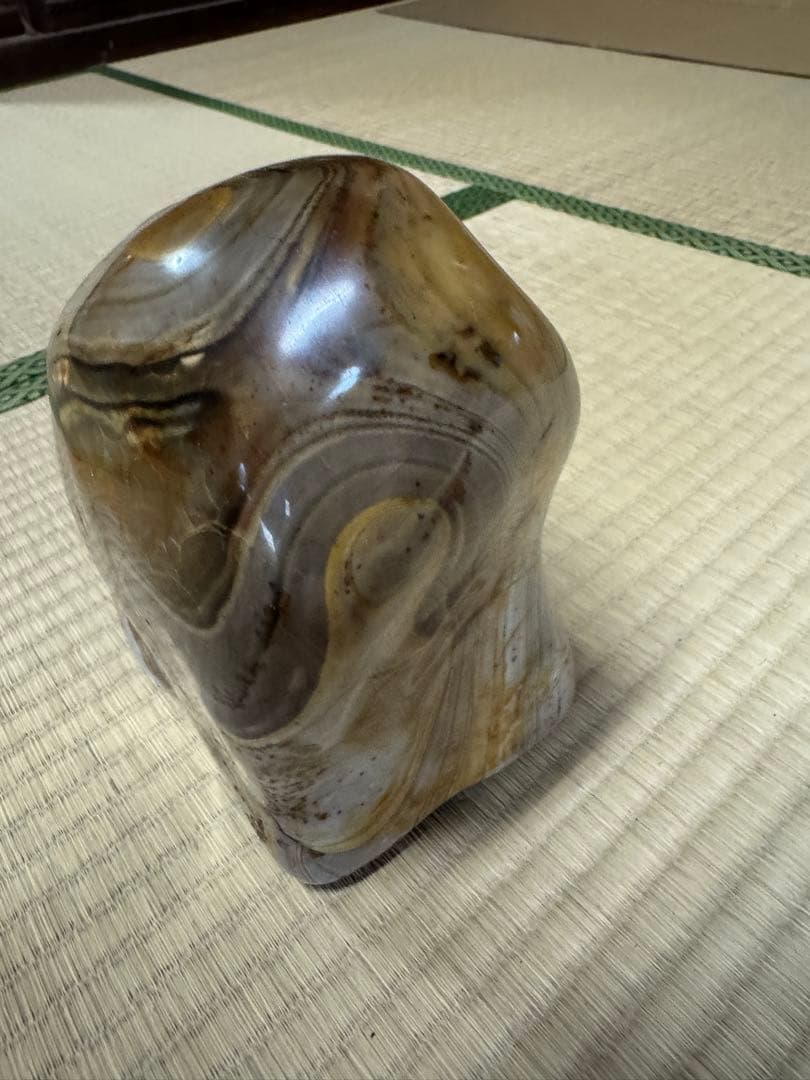 木箱に入った様々な種類の鑑賞石（原石）4個セット