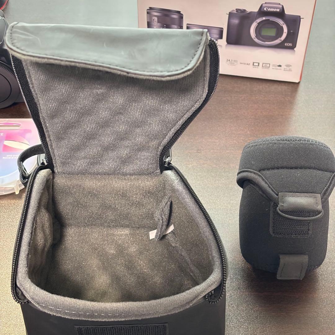 【美品】キヤノン Canon EOS Kiss M ダブルレンズキット おまけ付