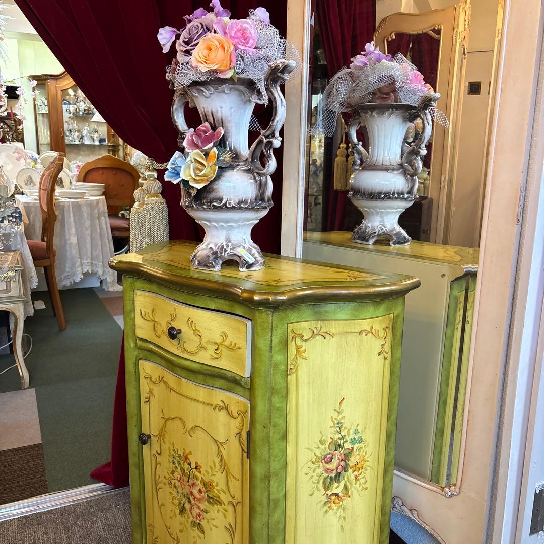 ロココ調　アンティーク風チェスト(キャビネット)