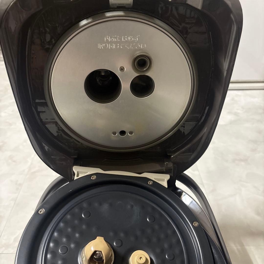 ZOJIRUSHI 圧力IH炊飯ジャーNP-ZB18KS色ブラウン2016年製