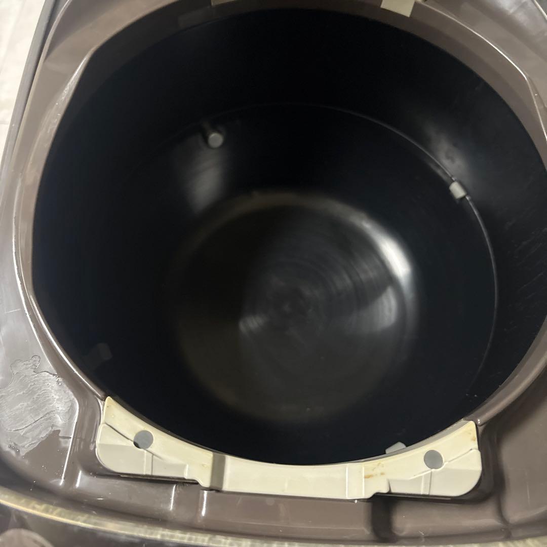 ZOJIRUSHI 圧力IH炊飯ジャーNP-ZB18KS色ブラウン2016年製