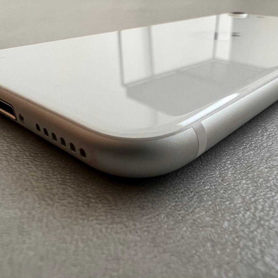 Apple iPhone SE 第2世代 (SE2) ホワイト 64GB