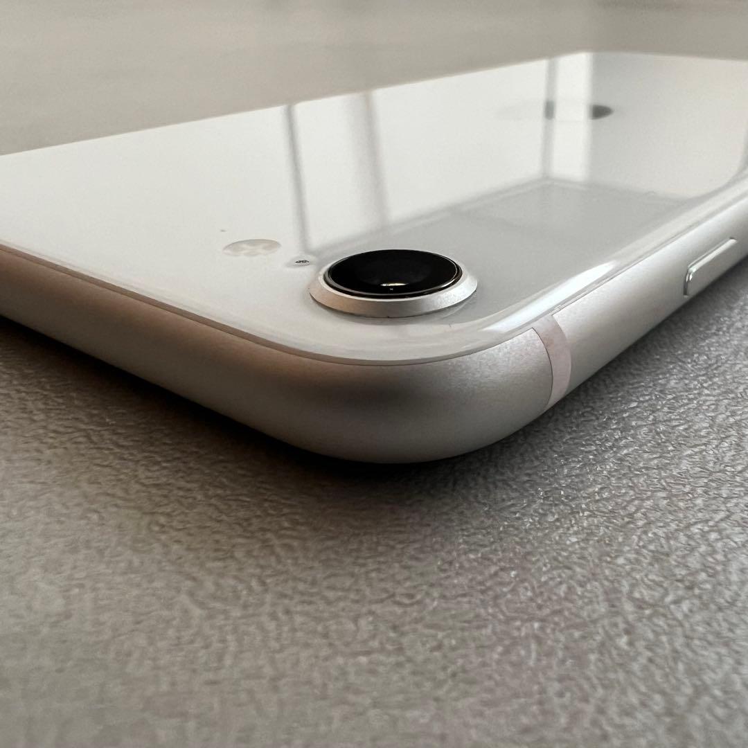 Apple iPhone SE 第2世代 (SE2) ホワイト 64GB