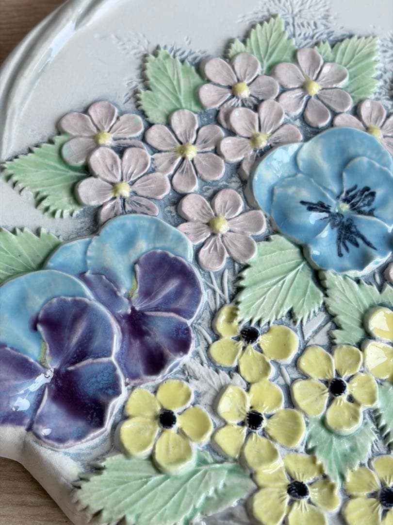 Jie Gantofta ブーケの陶版