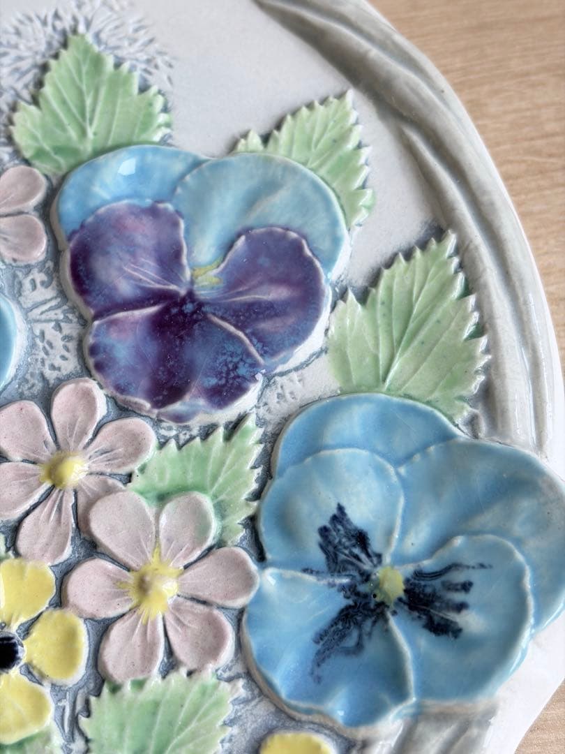 Jie Gantofta ブーケの陶版