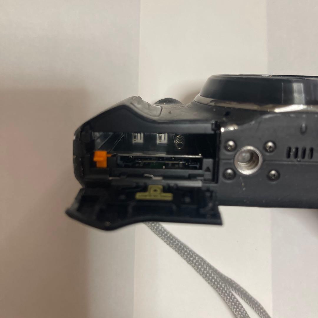 ジャンク品　FUJIFILM FinePix F770EXR デジカメ