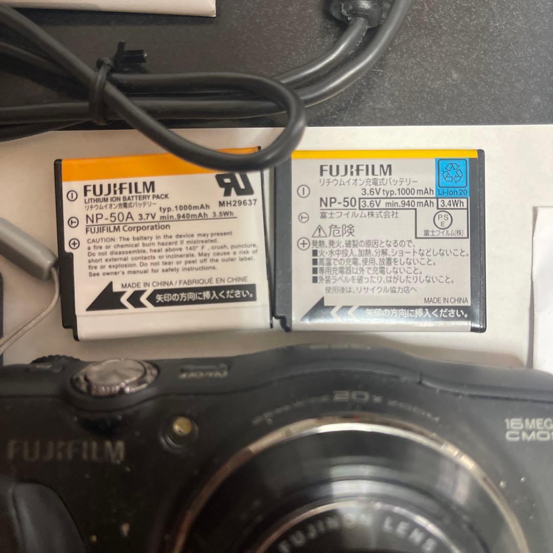 ジャンク品　FUJIFILM FinePix F770EXR デジカメ