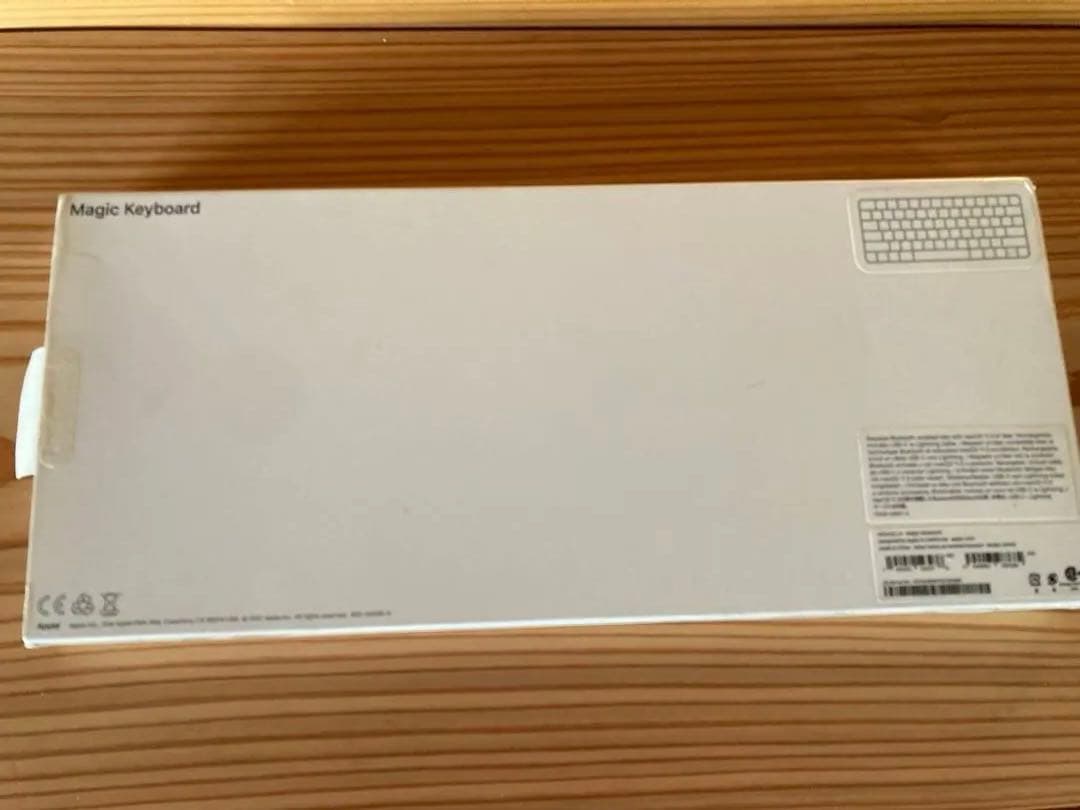 美品　Apple Magic Keyboard ホワイト A2450