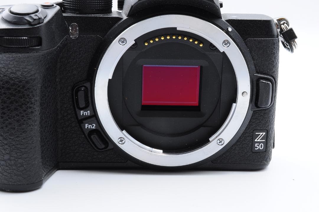 Nikon Z50ボディ 美品　純正バッテリー、64Gカード付き