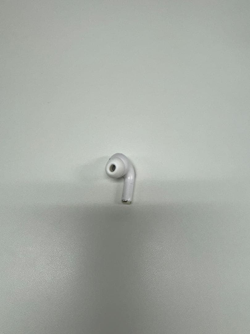 AirPods Pro lightning 第ニ世代　本体のみ