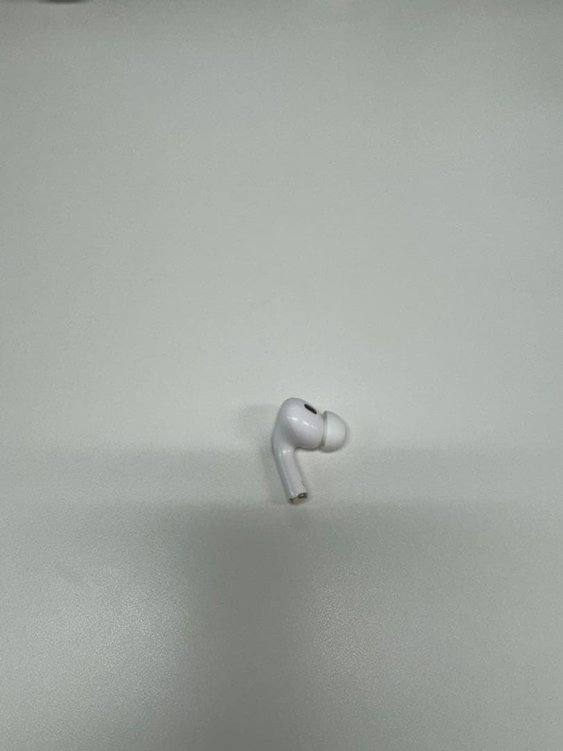 AirPods Pro lightning 第ニ世代　本体のみ