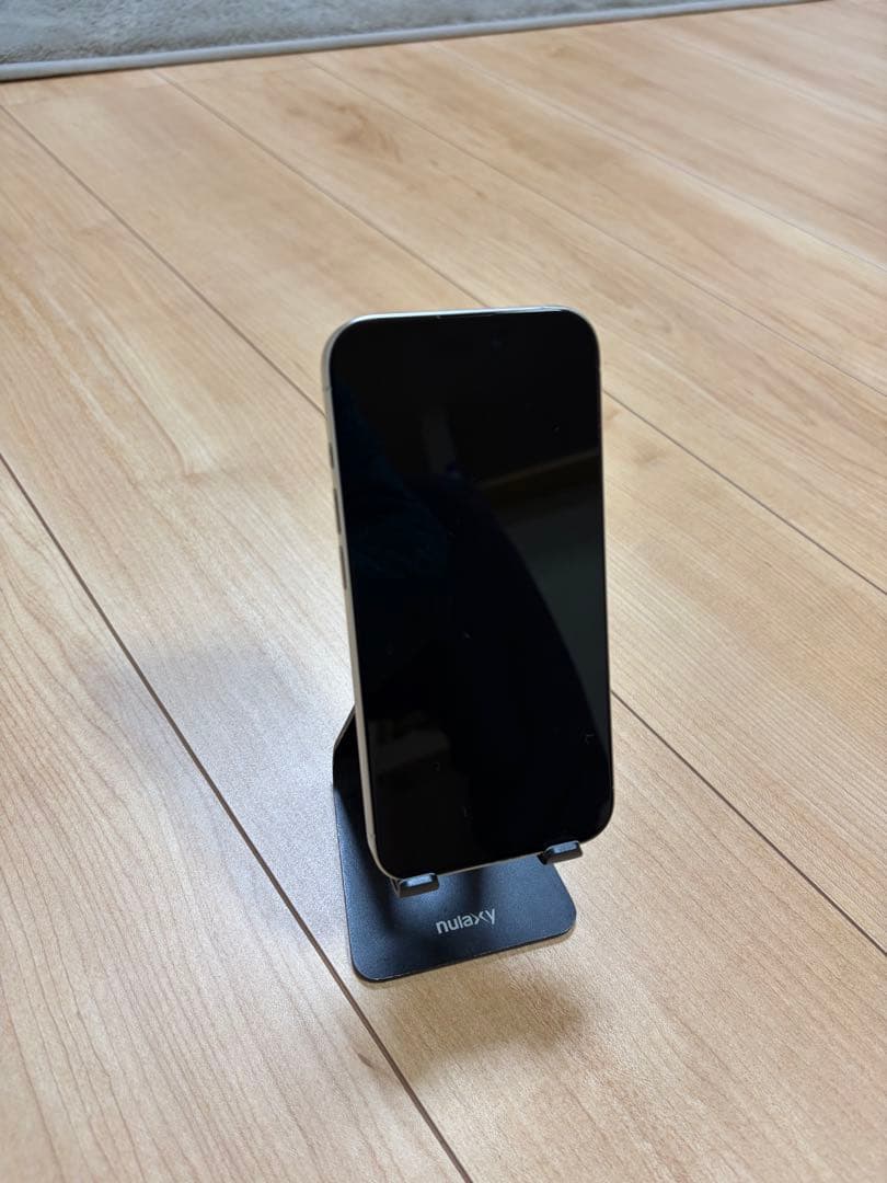 【最終値下げ】【美品】iPhone15pro 128GB ホワイトチタニウム