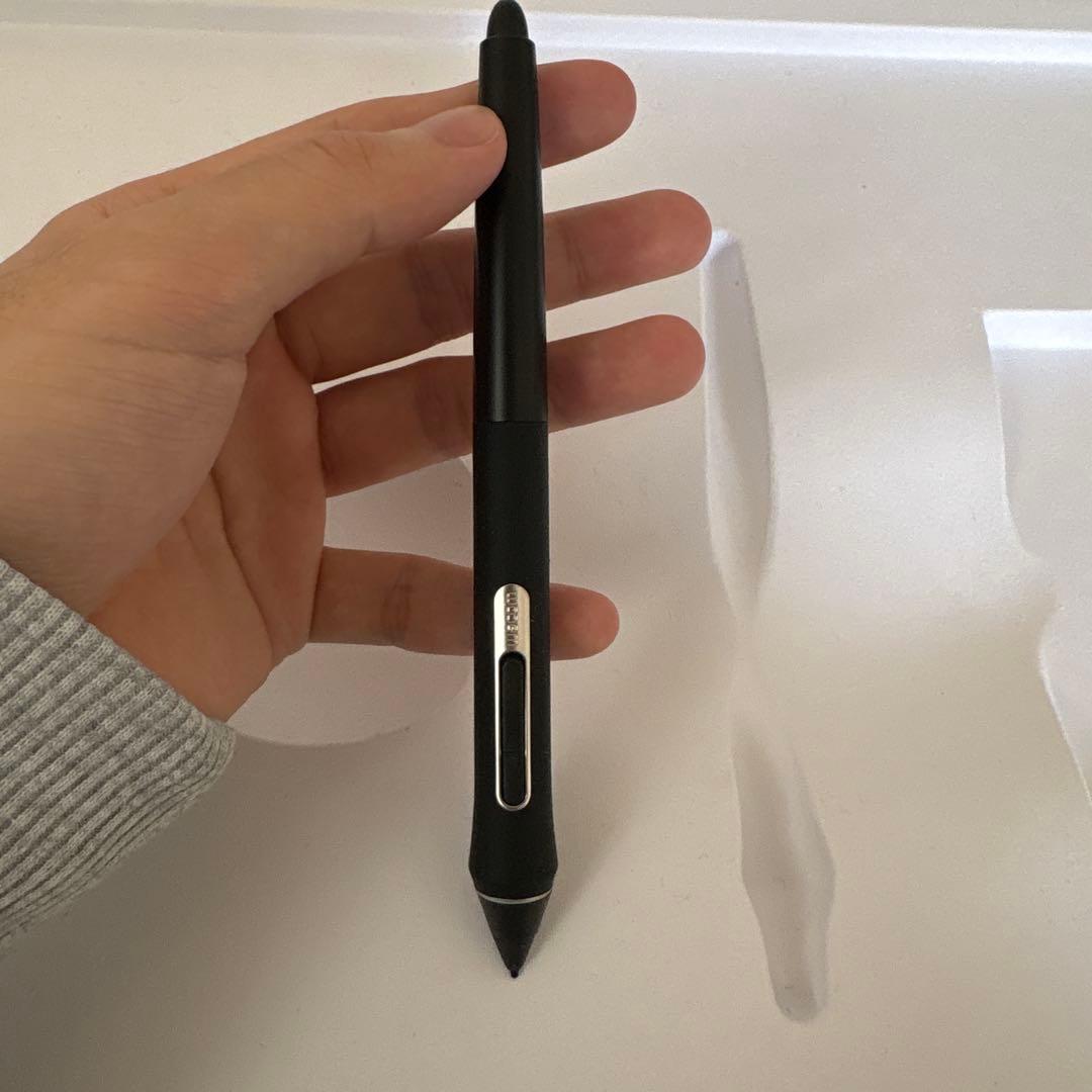 ワコム　Wacom Intuos Pro L PTH-860