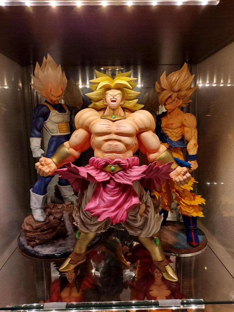 ドラゴンボール フィギュア リペイント 一番くじ ブロリー 超サイヤ人