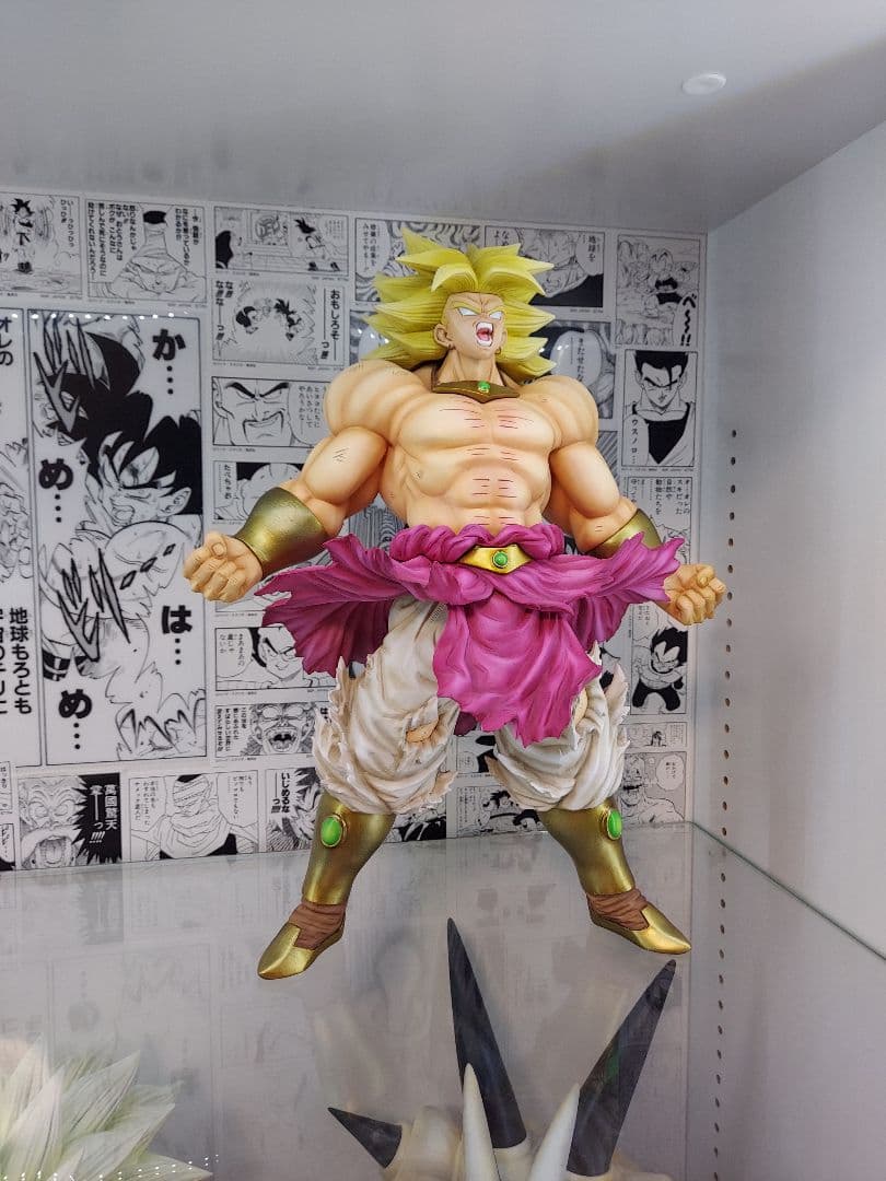 ドラゴンボール フィギュア リペイント 一番くじ ブロリー 超サイヤ人