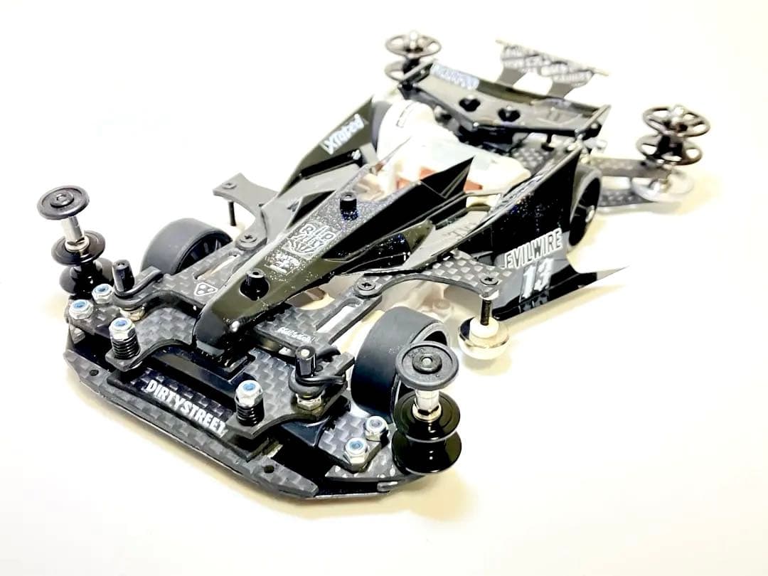 ミニ四駆完成品　シロクローモデルVZ full customネオファルコン