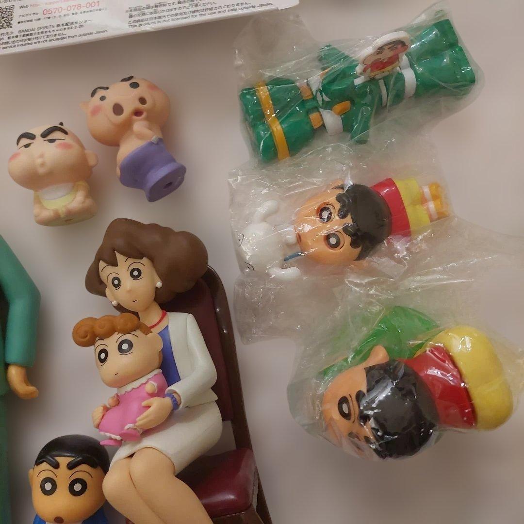 クレヨンしんちゃん　家族写真　フィギュア　野原ひろし　野原みさえ　野原しんのすけ