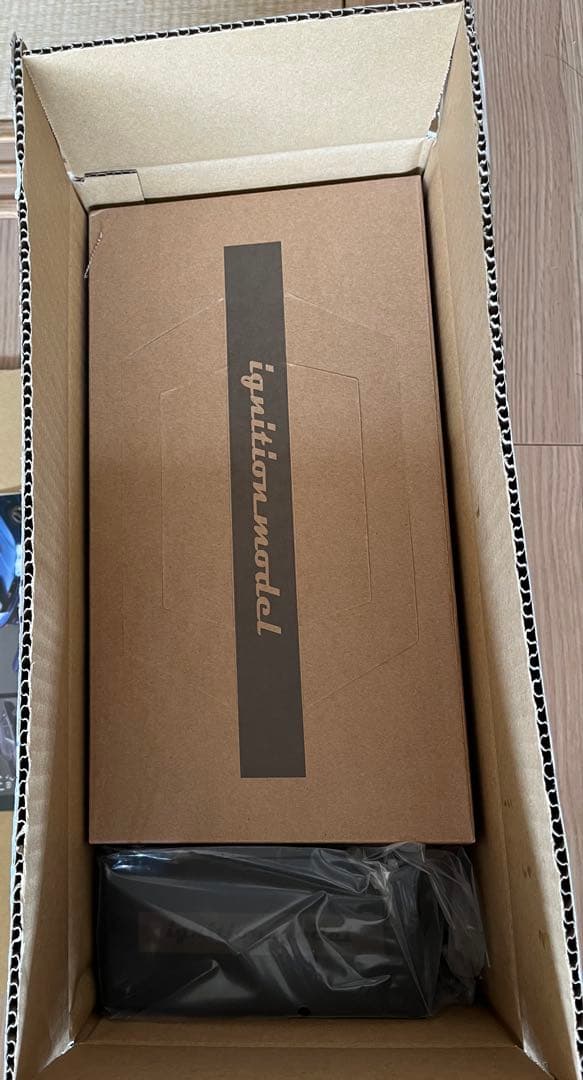 ミニカー 1/18TOPSECRET34GT-RBNR34GoldWith Engine