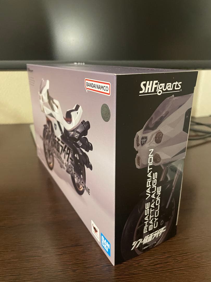 S.H.Figuarts大量発生型変異バッタオーグ&サイクロン号